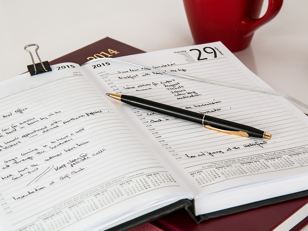 Kalender und Stift