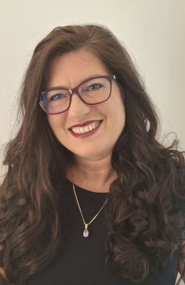 Angelika Fuchs ist ab 1. September 2025 designierte Pastoralvorständin der zukünftigen Pfarre Mattigtal.