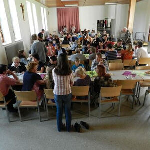 Vorstellung der Firmlinge und Pfarrcafé