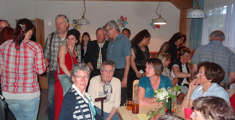 Frühlingsfest im Asylantenheim 2015