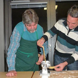 Kochen im Pfarrheim mit Christian Hummel