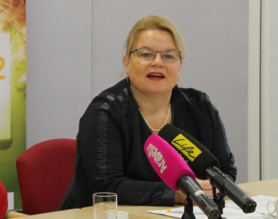 Mag.a Silvia Breitwieser (TelefonSeelsorge - Notruf 142)