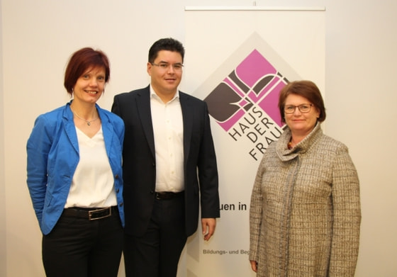 PK Fortpflanzungsmedizingesetz, v.l. Mag.a Martha Leeb, Priv.-Doz. Dr. Omar Josef Shebl, Dipl.-Päd.in Erika Kirchweger  