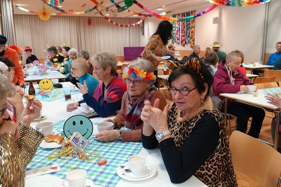 Faschingsfrühschoppen im Pfarrsaal